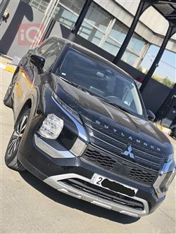 ميتسوبيشي اوتلاندر